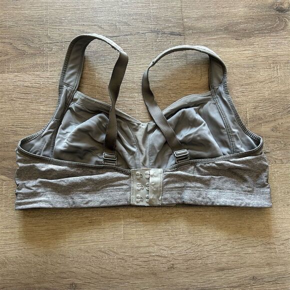 Lululemon Women's Gray Wireless Sports Bra M Adjustable Straps - Picture 3 of 8